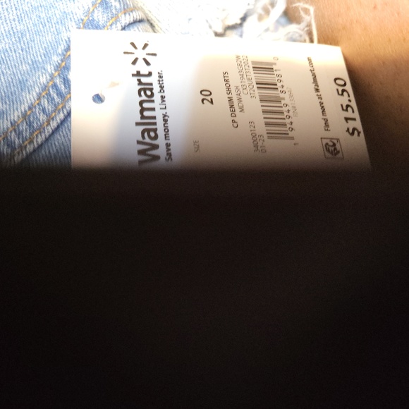 Celebrity Pink Beach Shorts. Size 20 - Picture 6 of 6